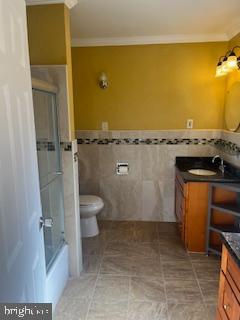 1 Maple Point Drive Langhorne, PA 19047 - Photo 9 of 12 a view of a bathroom with a tub and toilet