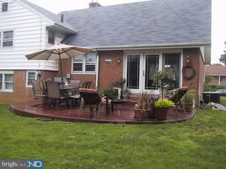 2411 Laurel Road Reading, PA 19609 - Photo 5 of 6 Gallery Image 5