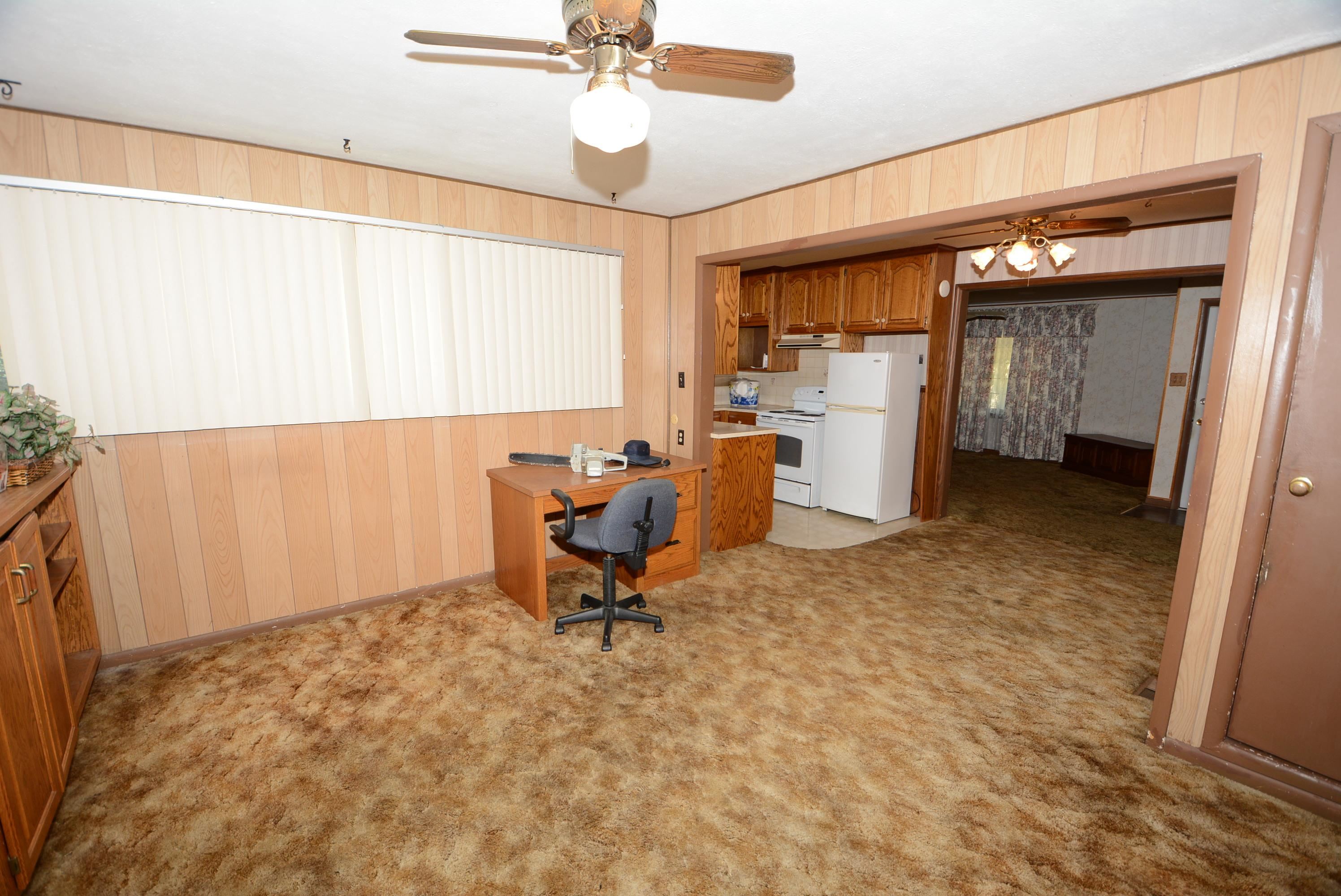 2168 Richfield Street Wichita, KS 67207 - Photo 13 of 31