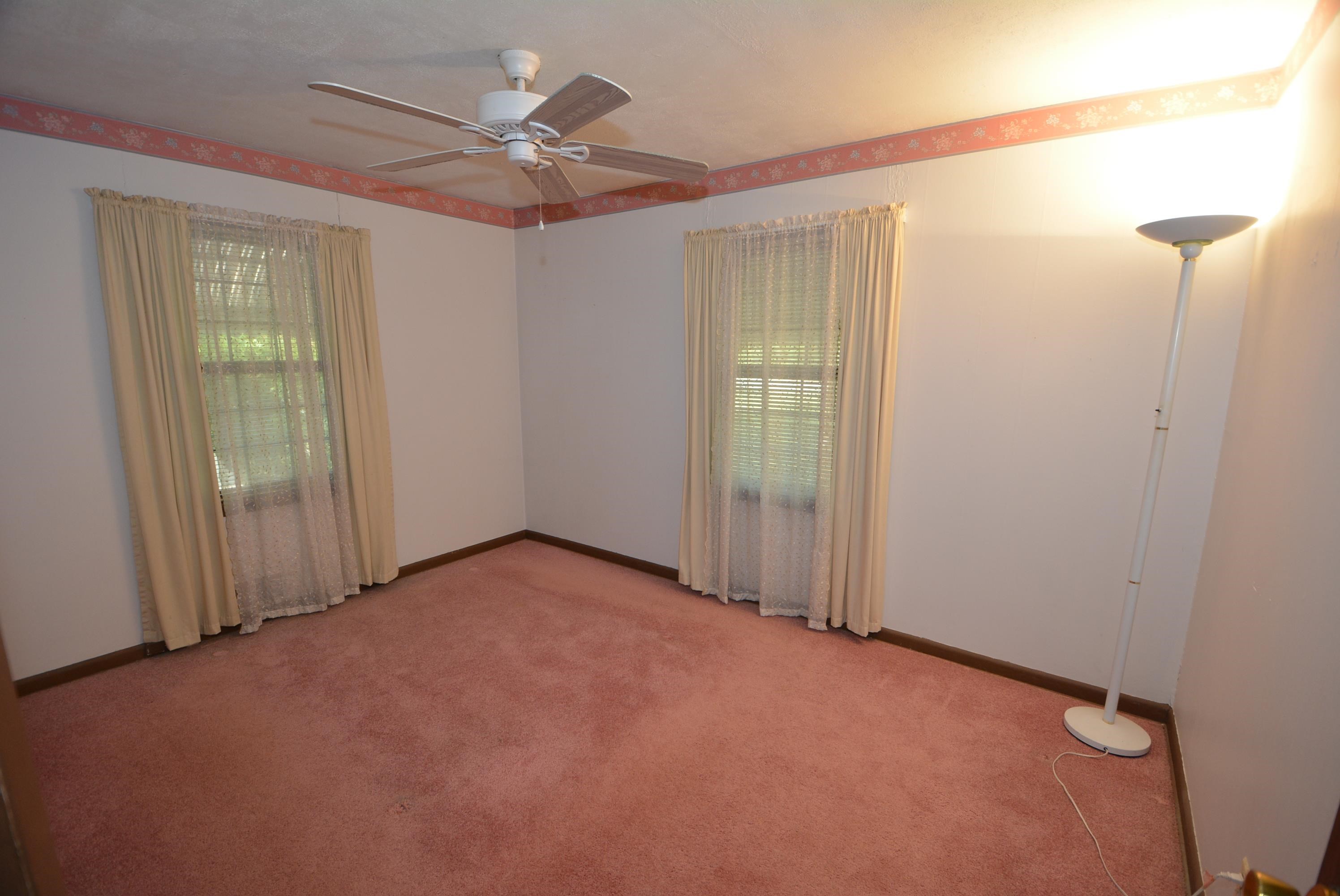 2168 Richfield Street Wichita, KS 67207 - Photo 10 of 31