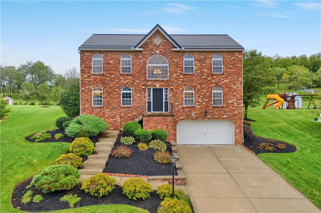 204 Commodore Drive McDonald, PA 15057 - Photo 2 of 25