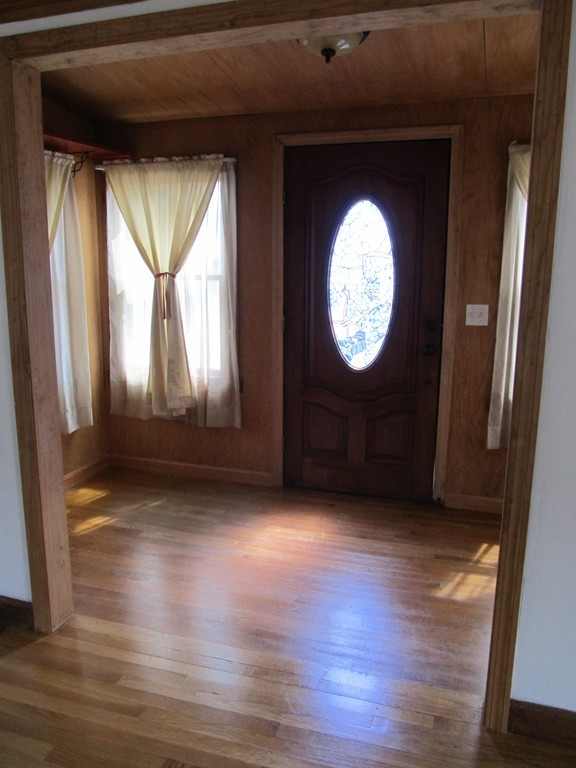 46 Sandwich Road Wareham, MA 02571 - Photo 5 of 28