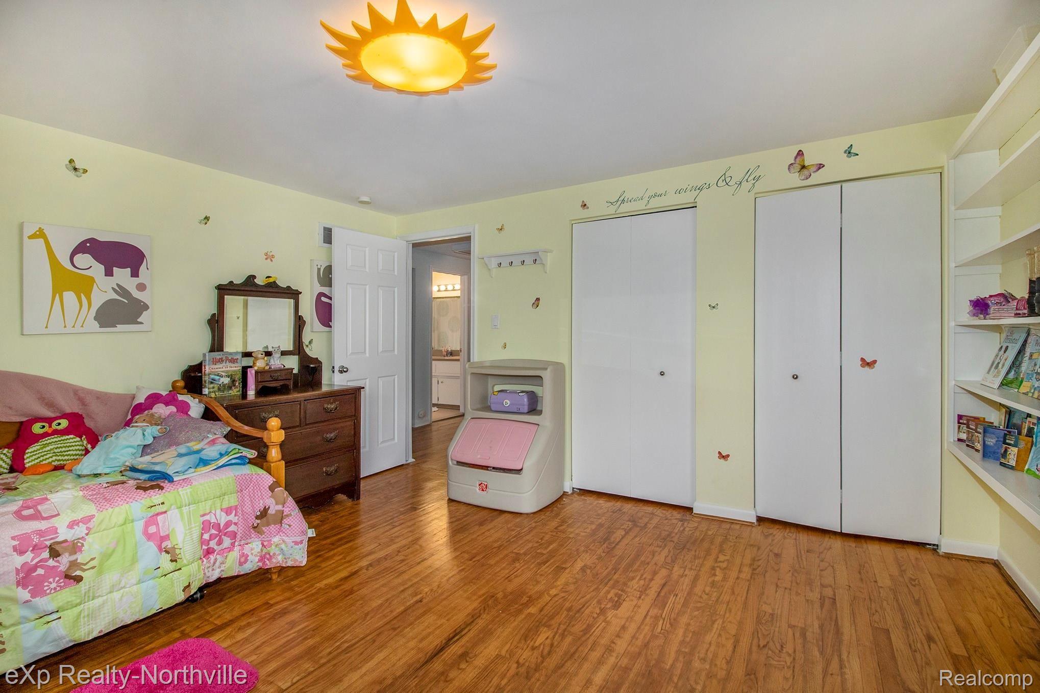 4711 Quarton Road Bloomfield Hills, MI 48301 - Photo 23 of 28 3rd bedroom