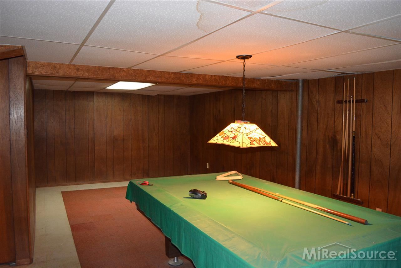 30119 Hayes Road Warren, MI 48088 - Photo 13 of 18 31230080-12.JPG