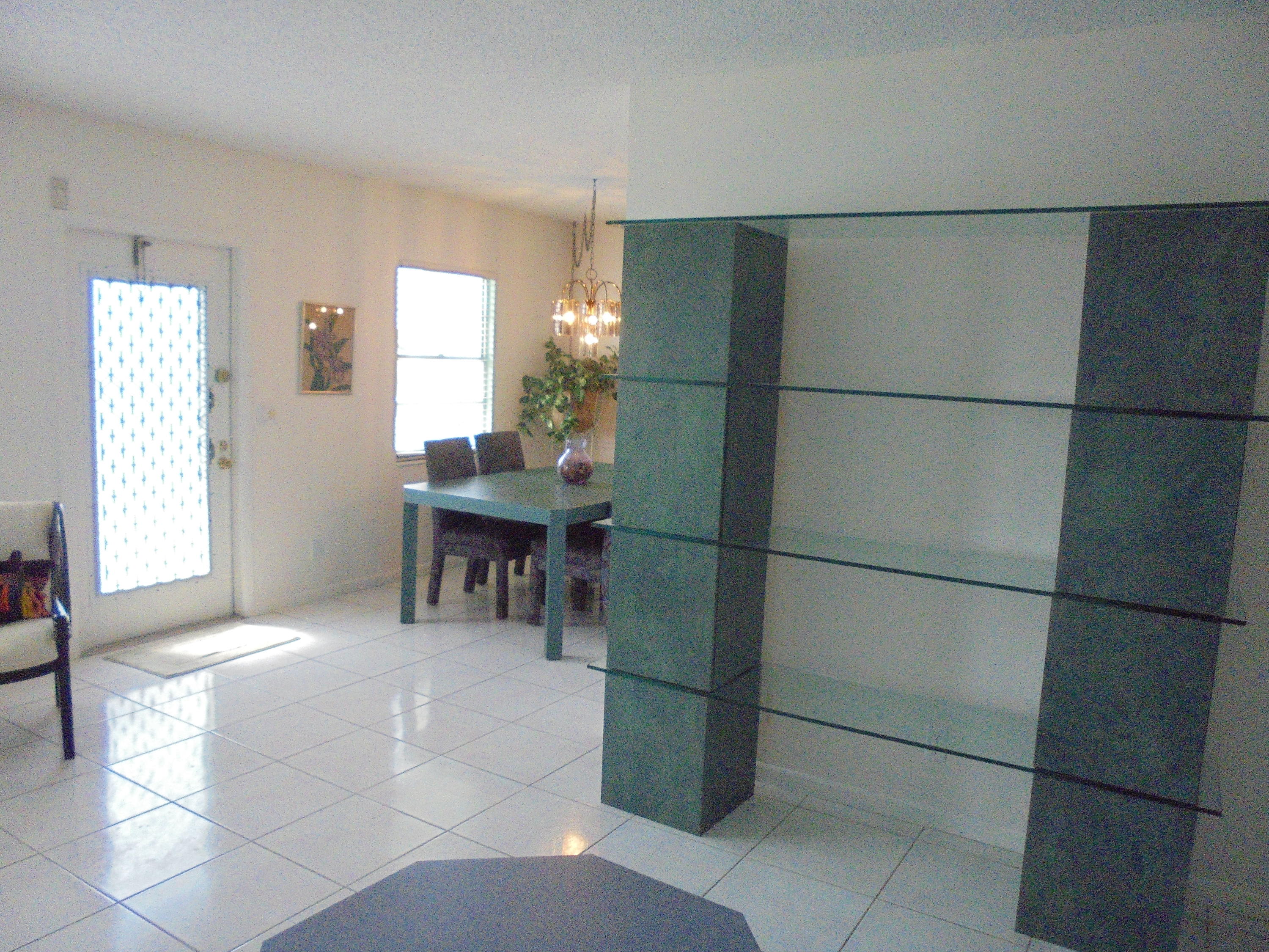 4035 Lincoln B Boca Raton, FL 33434 - Photo 7 of 20 4035 Lincoln B 007