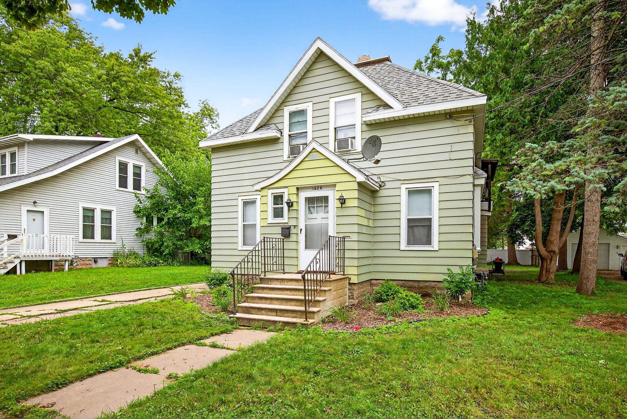 1626 North Oneida Street Appleton, WI 54911 - Photo 1 of 1 Gallery Image 1