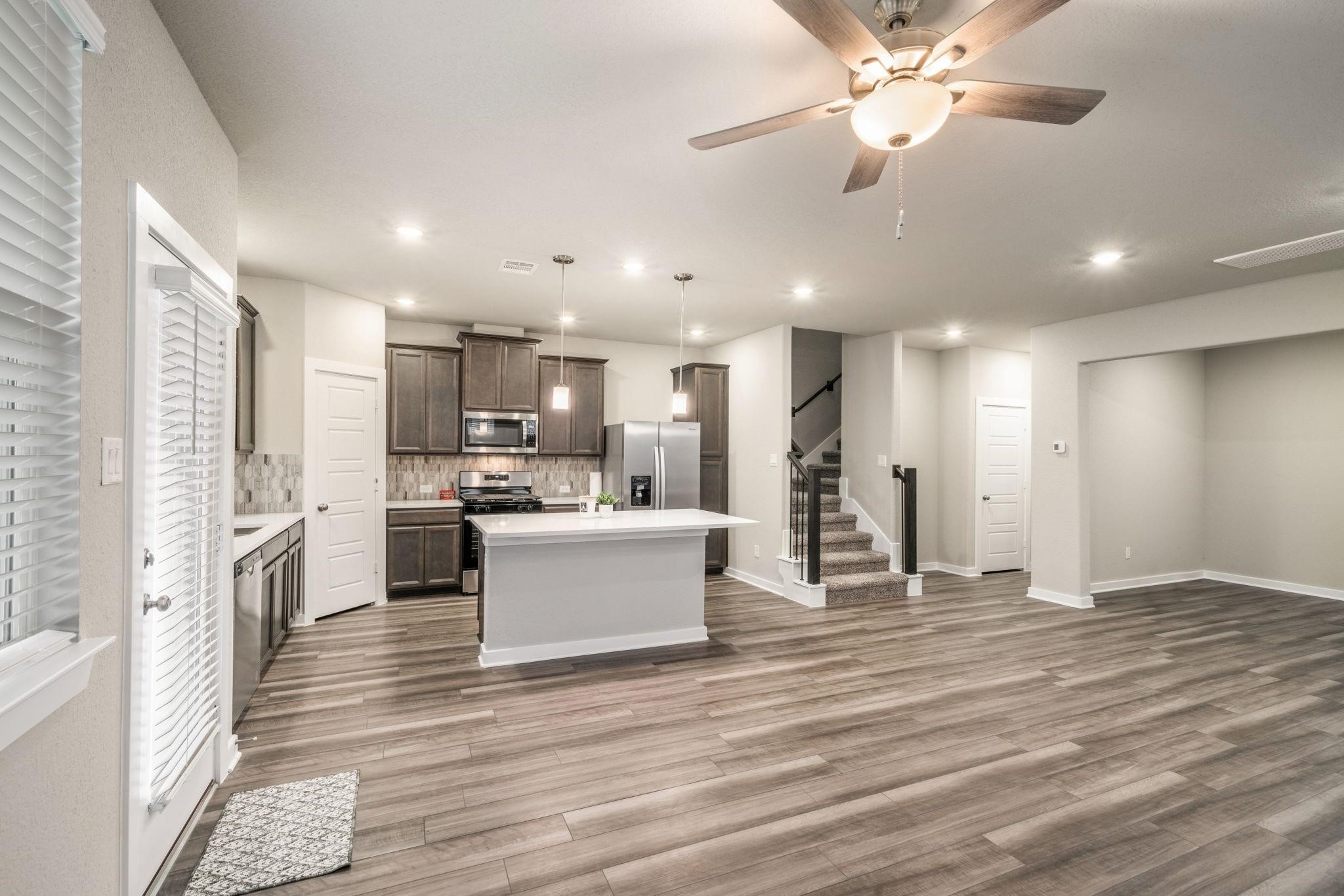 8209 Rising Stream Drive Houston, TX 77063 - Photo 12 of 35