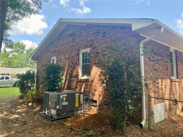 $240,000 | 7 Carlisle Drive, Honea Path, SC 29654