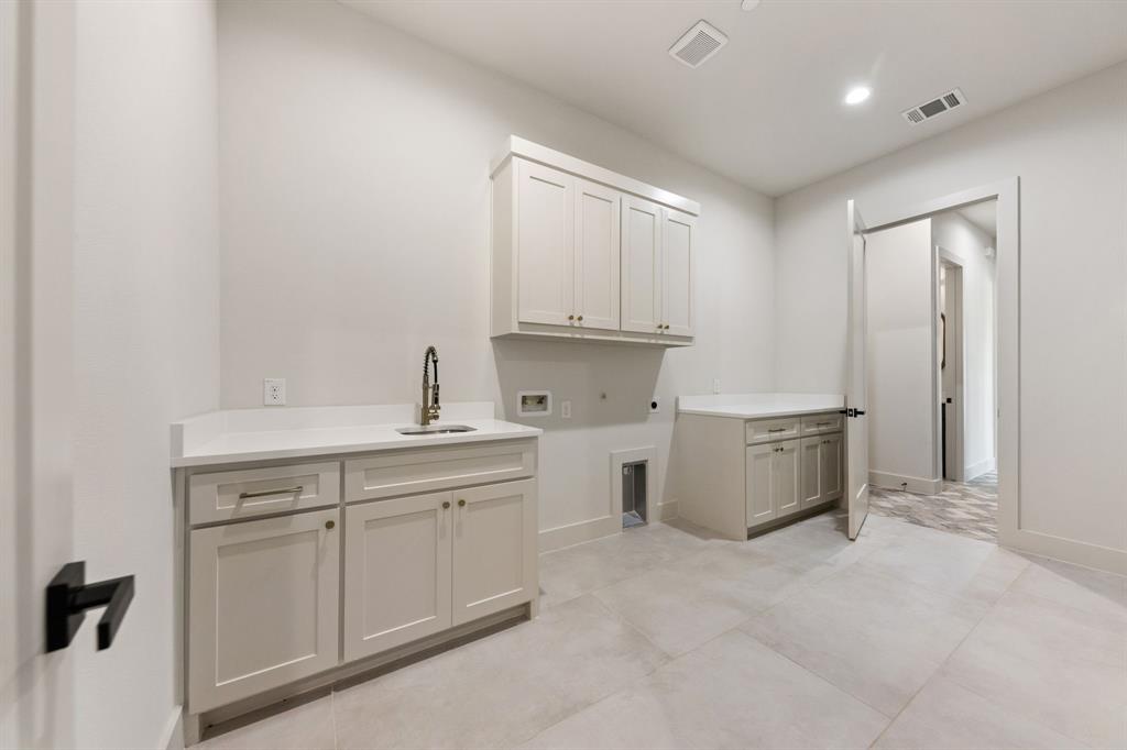 461 Whispering Way Red Oak, TX 75154 - Photo 27 of 35