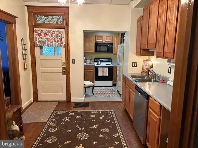 $134,500 | 400 Louisiana Avenue, Cumberland, MD 21502