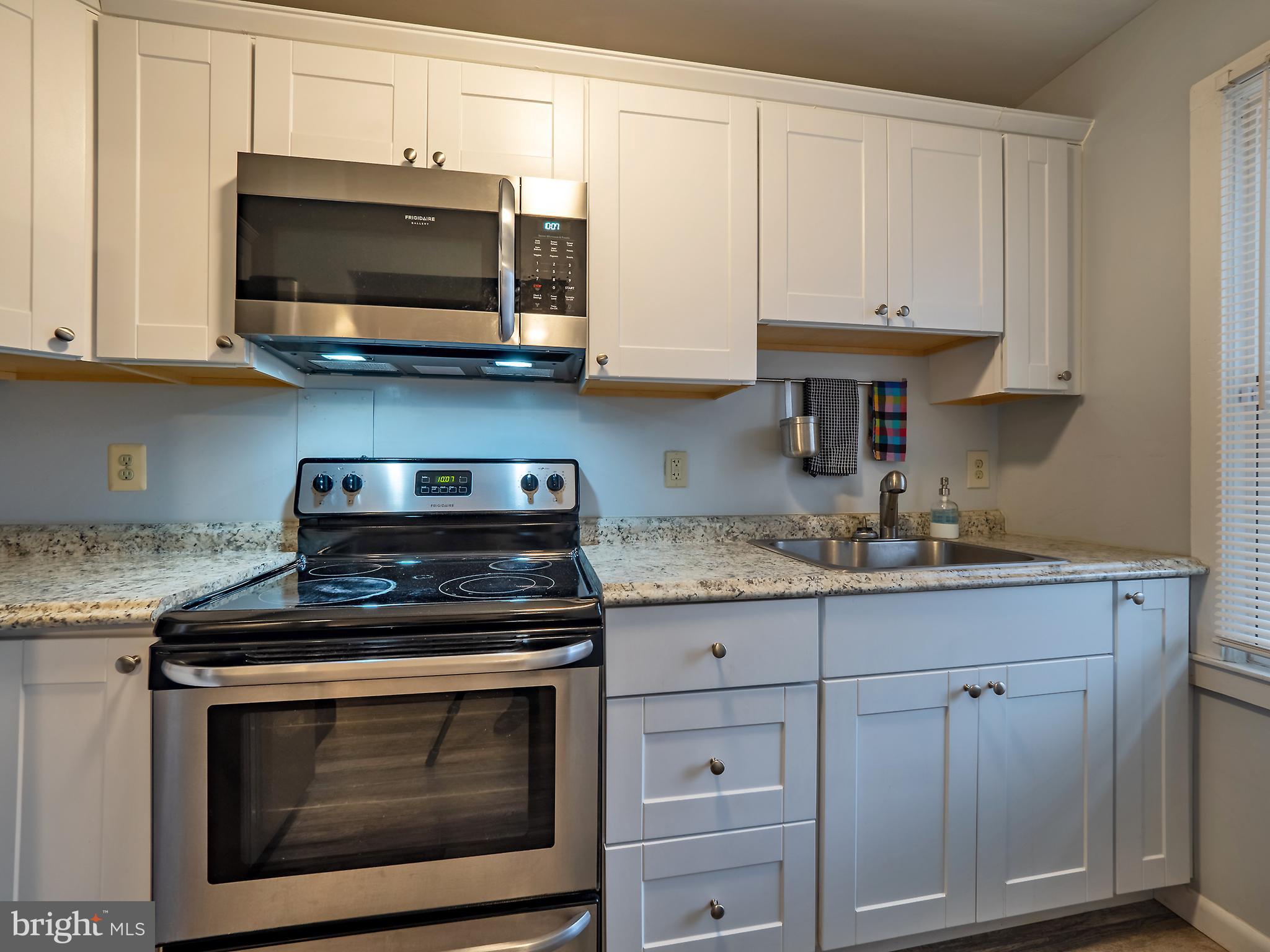 11-E Laurel Hill Road Greenbelt, MD 20770 - Photo 16 of 34 Kitchen