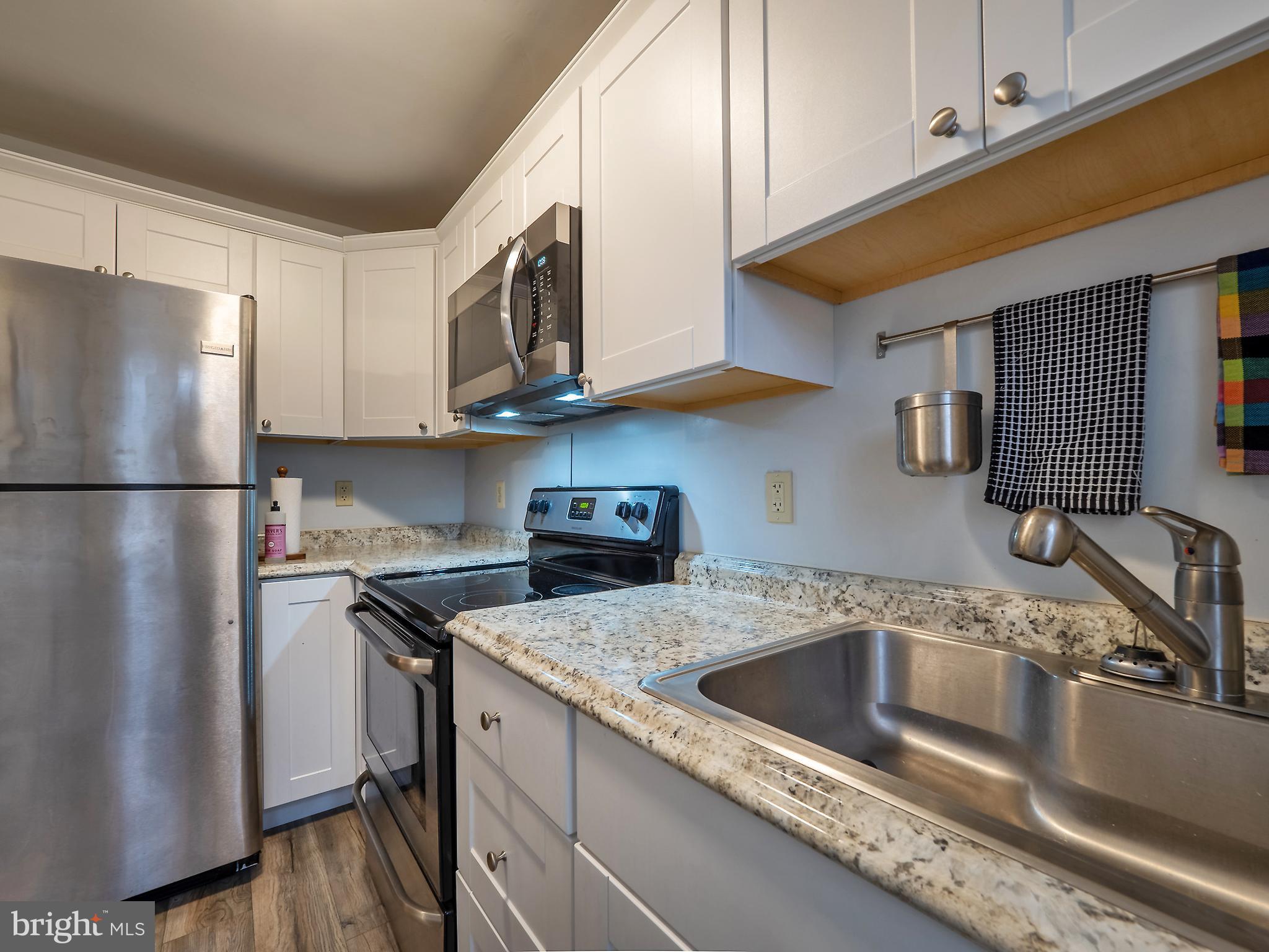 11-E Laurel Hill Road Greenbelt, MD 20770 - Photo 18 of 34 Kitchen