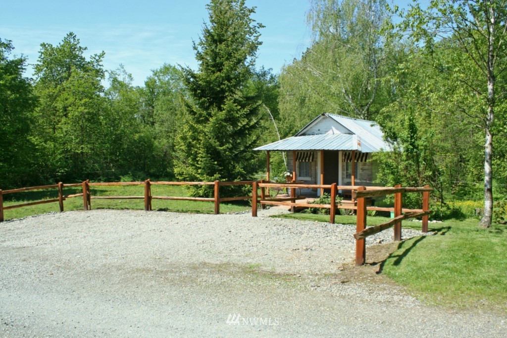 2040 Lindsay Road Lynden, WA 98264 - Photo 17 of 25