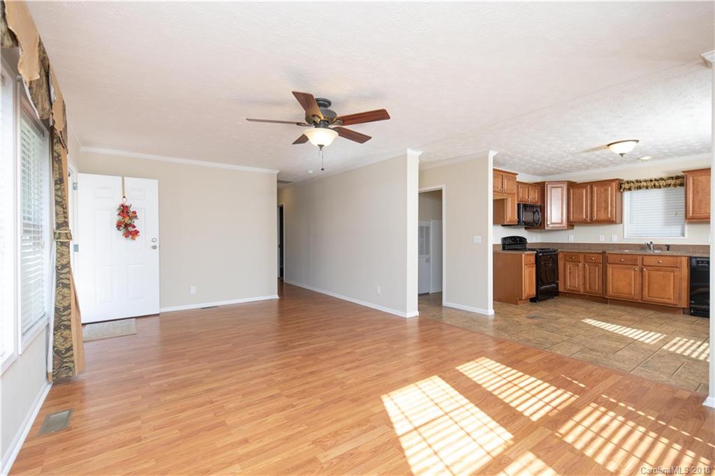3020 Kingsburry Road Clover, SC 29710 - Photo 8 of 20 Gallery Image 8