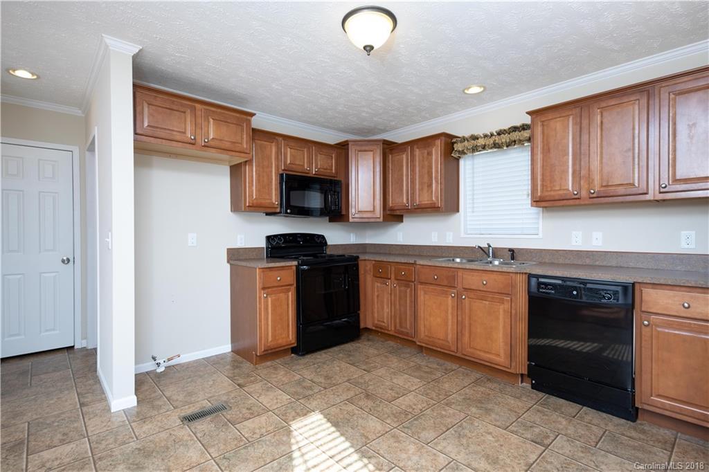 3020 Kingsburry Road Clover, SC 29710 - Photo 9 of 20 Gallery Image 9