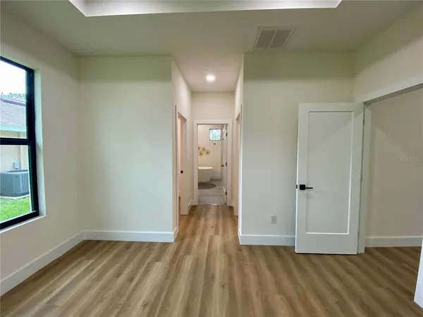 a bathroom with a tub