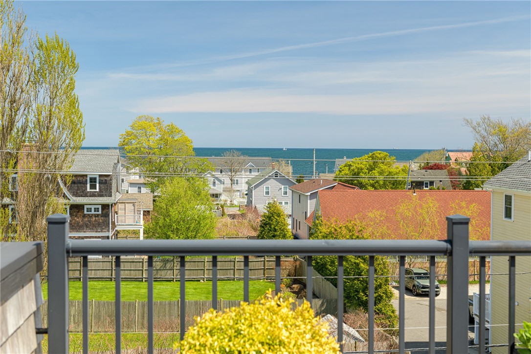127 Boon Street Narragansett, RI 02882 - Photo 2 of 44