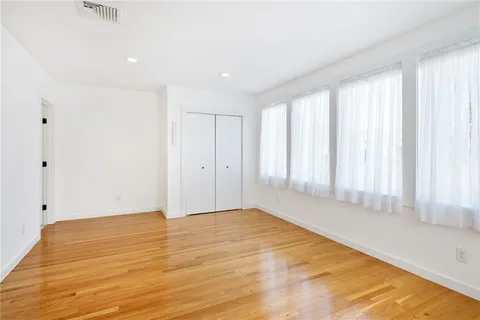 $1,295,000 | 127 Boon Street, Narragansett, RI 02882