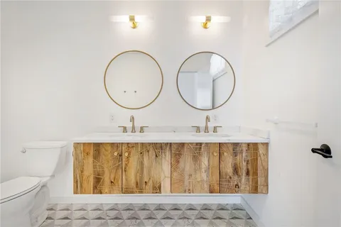 $1,295,000 | 127 Boon Street, Narragansett, RI 02882