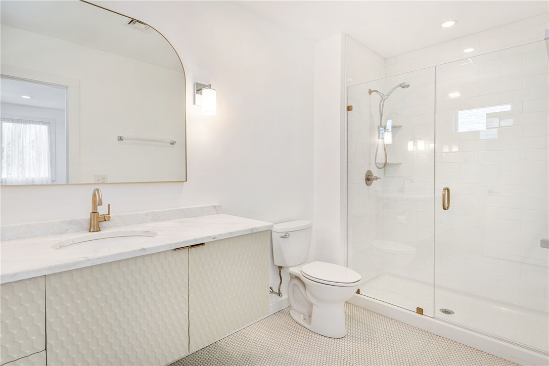 127 Boon Street Narragansett, RI 02882 - Photo 25 of 44