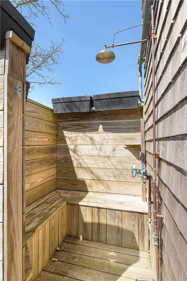 127 Boon Street Narragansett, RI 02882 - Photo 29 of 44 Outdoor Rain Shower