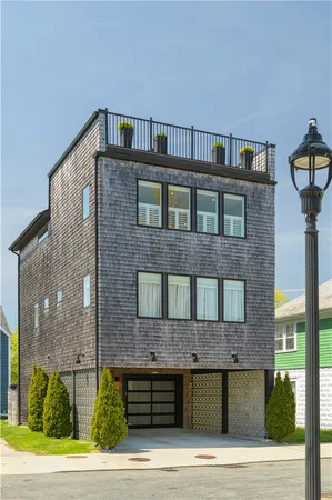 $1,295,000 | 127 Boon Street, Narragansett, RI 02882