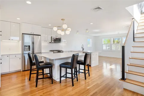 $1,295,000 | 127 Boon Street, Narragansett, RI 02882