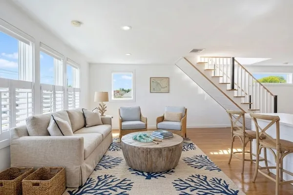 $1,295,000 | 127 Boon Street, Narragansett, RI 02882