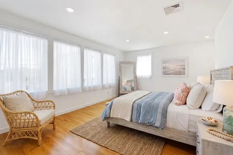 $1,295,000 | 127 Boon Street, Narragansett, RI 02882