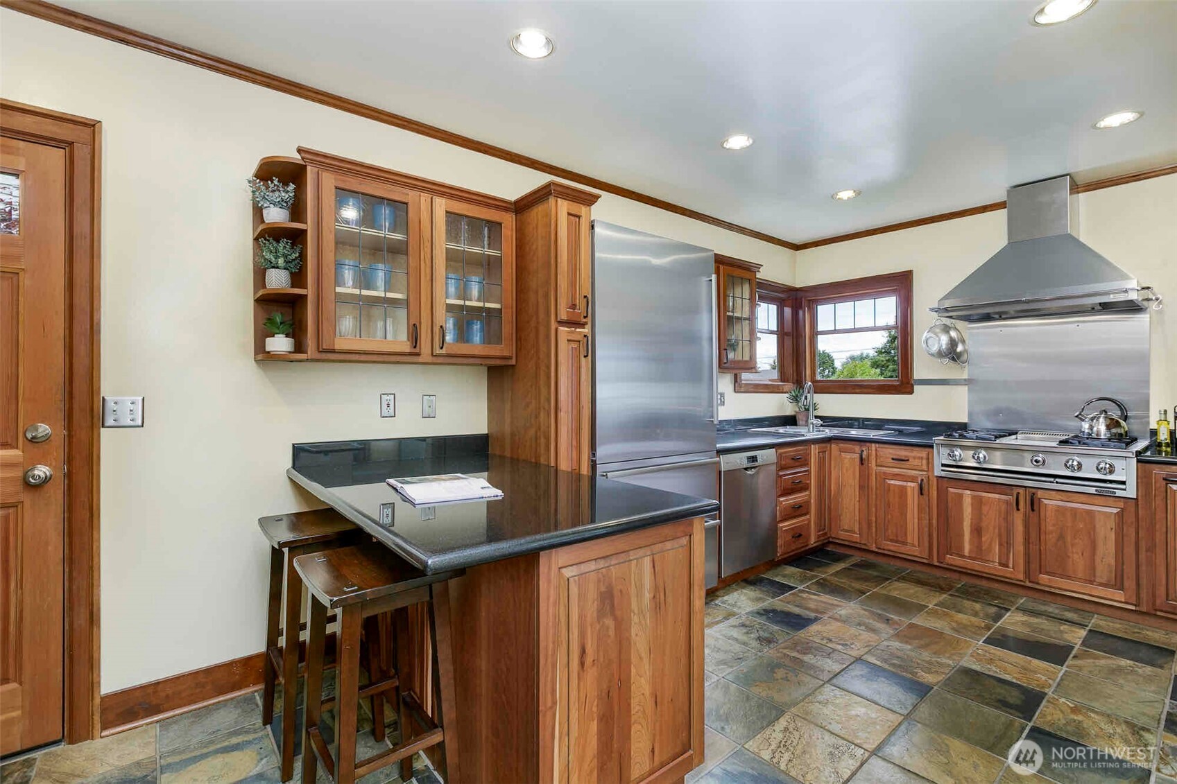 526 North 59th Street Seattle, WA 98103 - Photo 13 of 38 Gallery Image 13