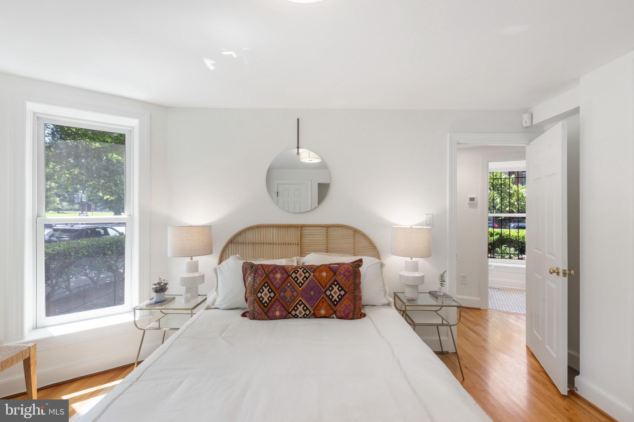 1024 Massachusetts Avenue Northeast, Unit 2 Washington, DC 20002 - Photo 24 of 37