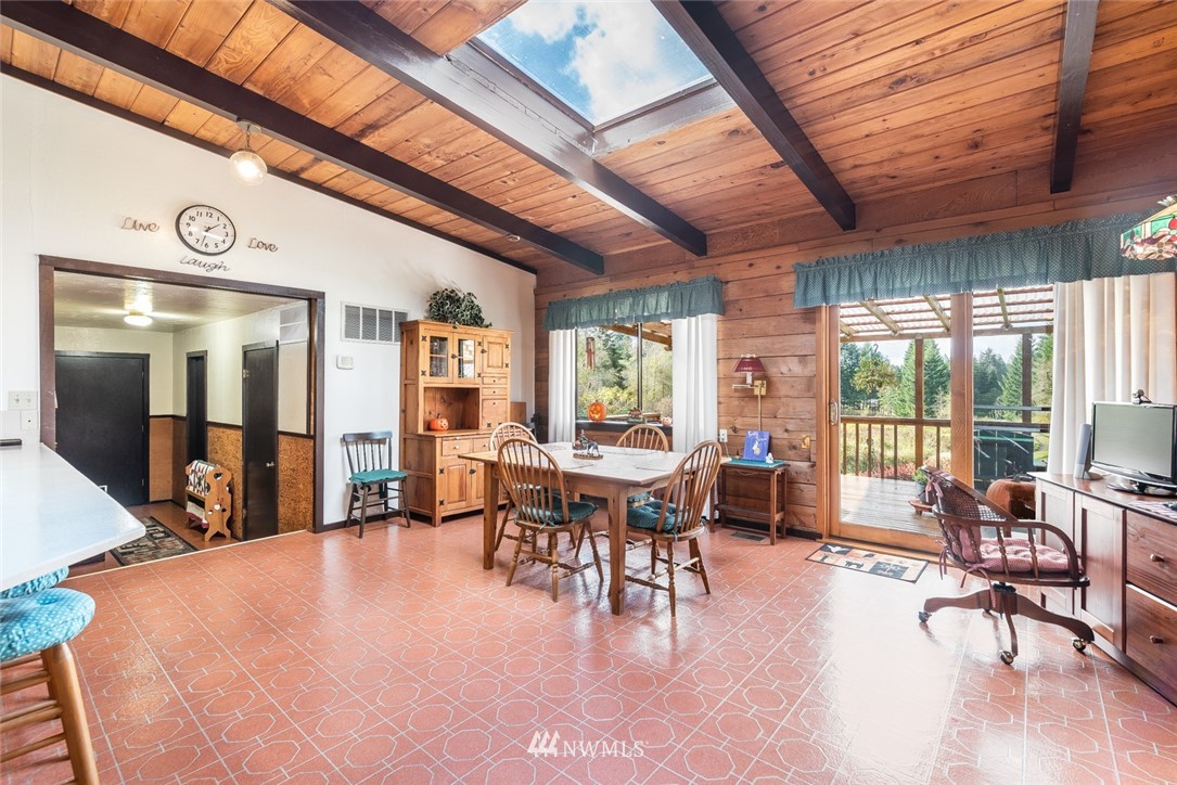 4962 Wishkah Road Aberdeen, WA 98520 - Photo 12 of 40 Gallery Image 12