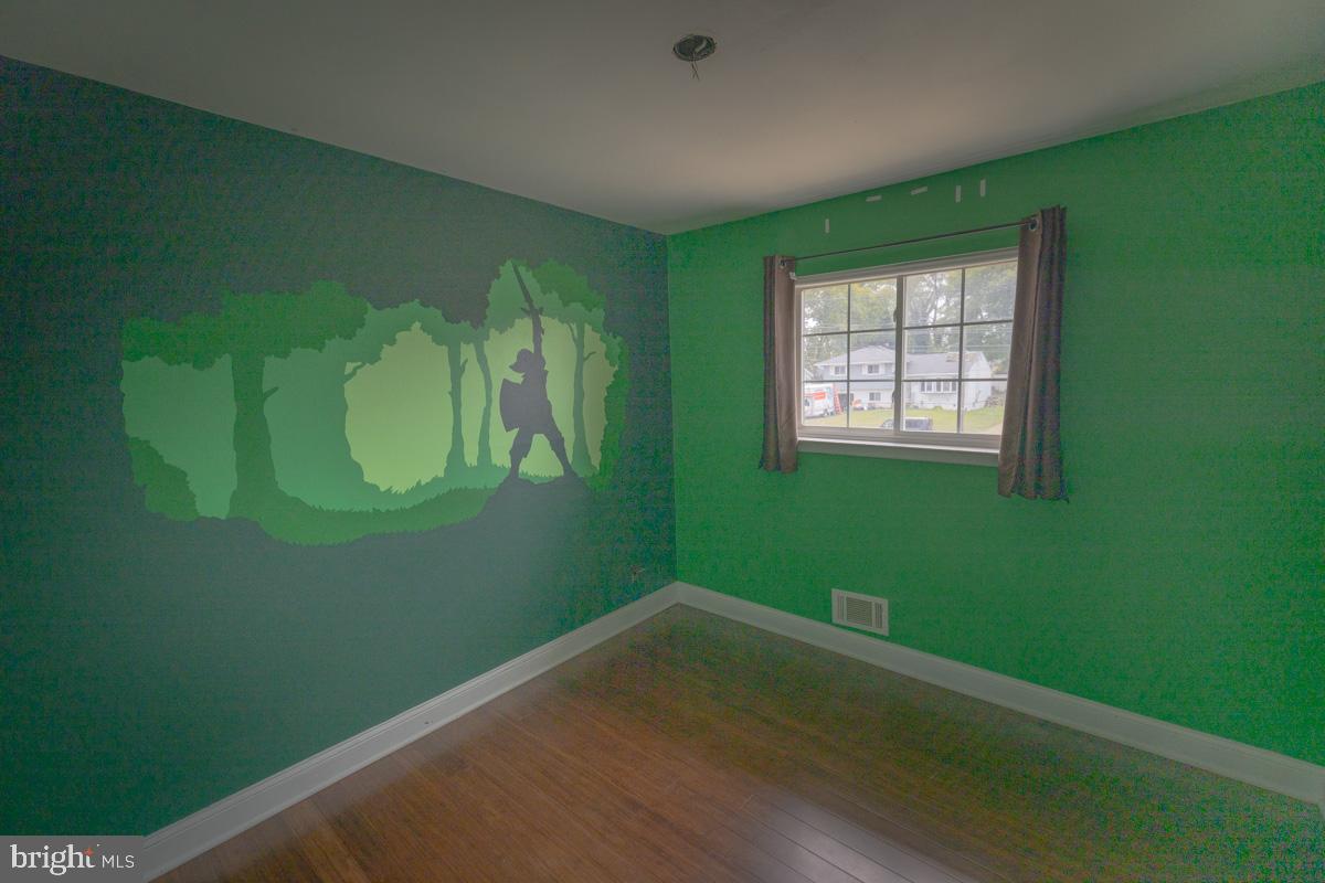 892 Estates Boulevard Hamilton, NJ 08690 - Photo 27 of 36 a view of a room with window and washer