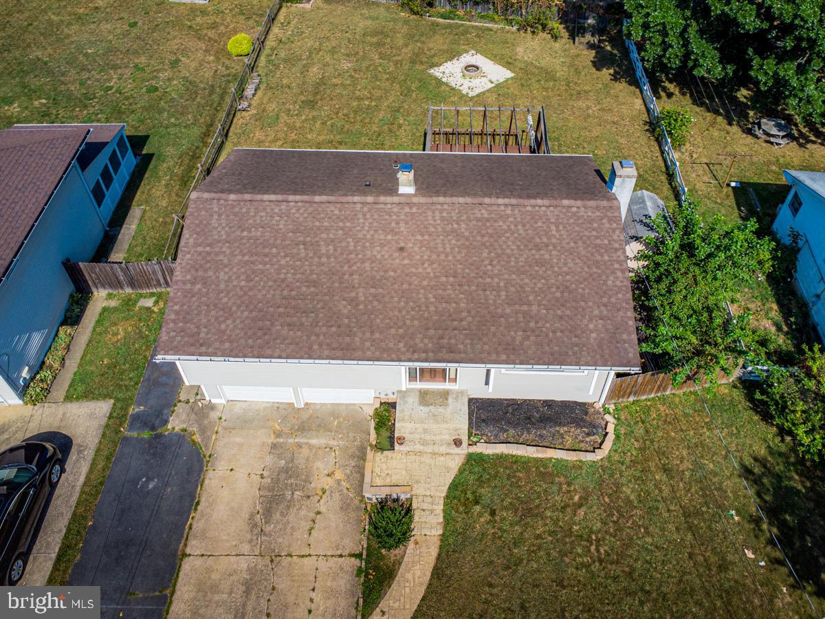 892 Estates Boulevard Hamilton, NJ 08690 - Photo 32 of 36 an aerial view of a house