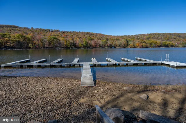 $775,000 | 887 Deep Creek Drive, Unit 7, McHenry, MD 21541