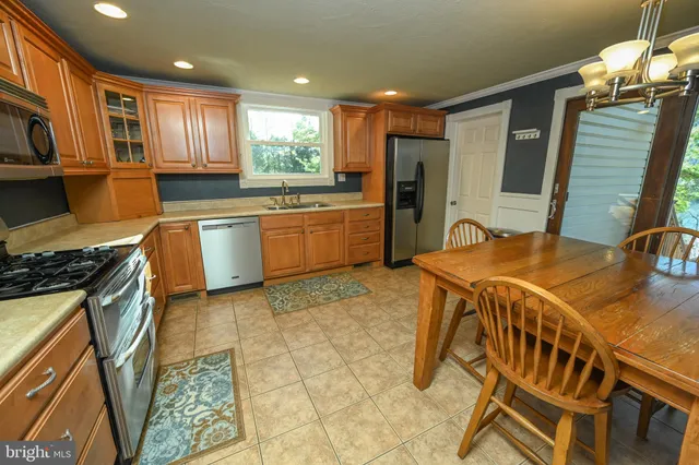 $775,000 | 887 Deep Creek Drive, Unit 7, McHenry, MD 21541