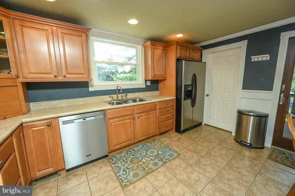 $749,999 | 887 Deep Creek Drive, Unit 7, McHenry, MD 21541