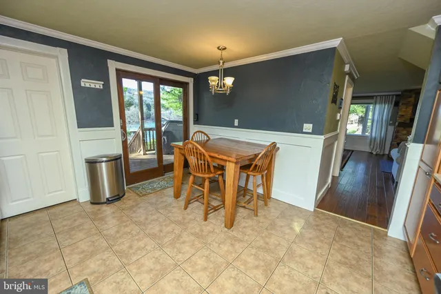 $775,000 | 887 Deep Creek Drive, Unit 7, McHenry, MD 21541