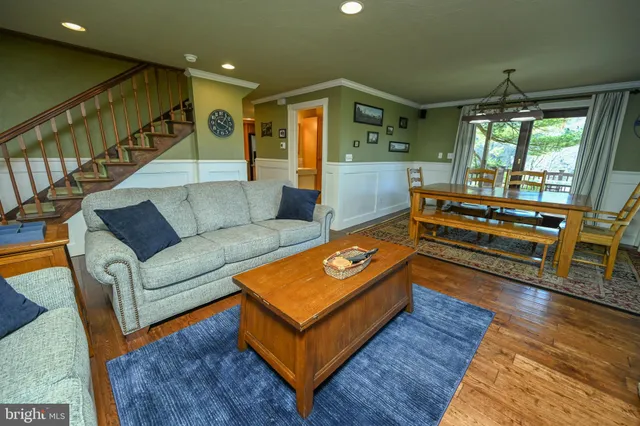 $775,000 | 887 Deep Creek Drive, Unit 7, McHenry, MD 21541