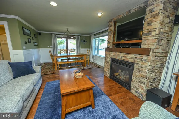 $749,999 | 887 Deep Creek Drive, Unit 7, McHenry, MD 21541