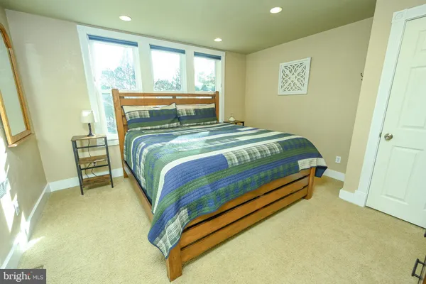 $749,999 | 887 Deep Creek Drive, Unit 7, McHenry, MD 21541