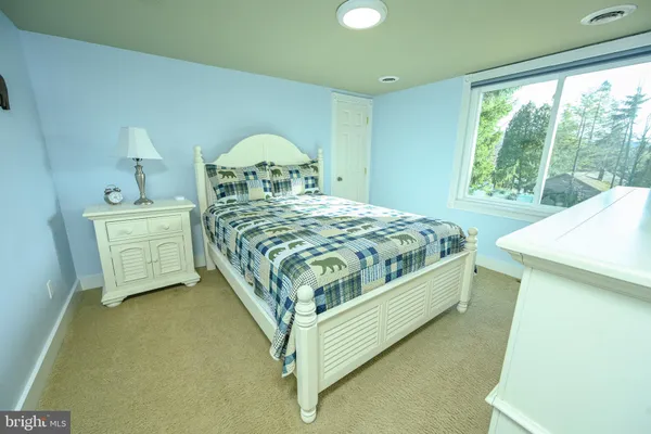 $749,999 | 887 Deep Creek Drive, Unit 7, McHenry, MD 21541