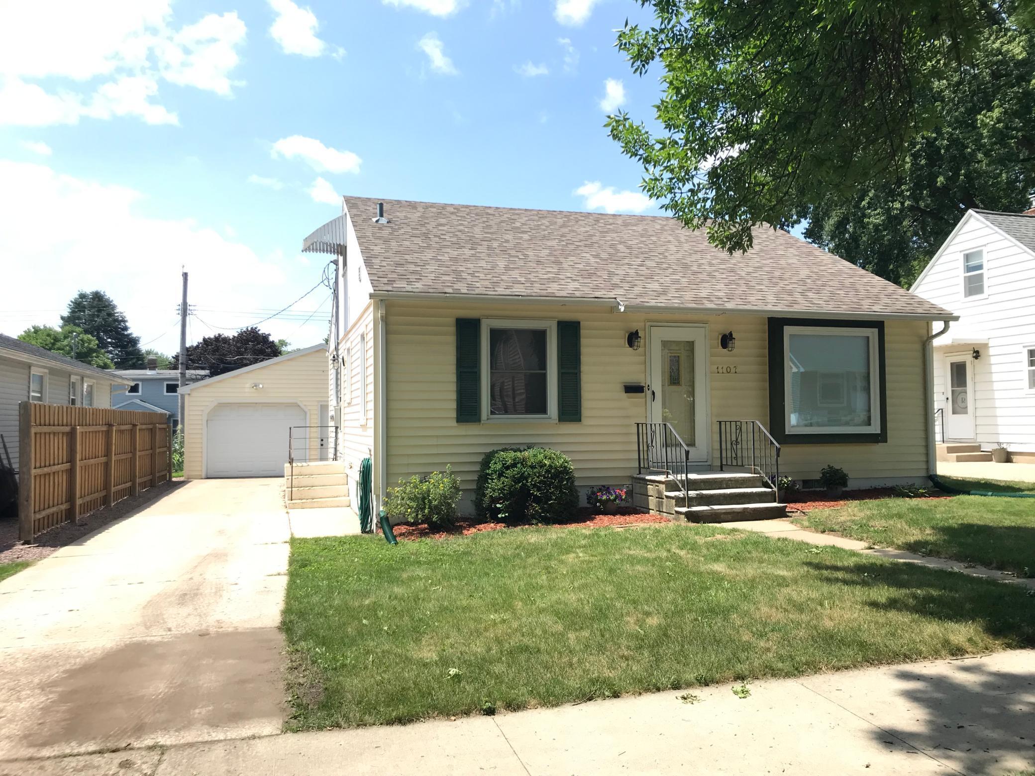 1107 13th Avenue Northeast Rochester, MN 55906 - Photo 1 of 1 Gallery Image 1