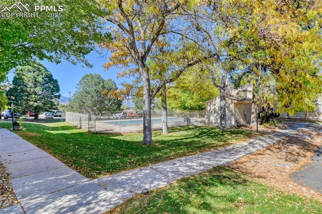 $209,999 | 916 Tenderfoot Hill Road, Unit 101, Colorado Springs, CO 80906