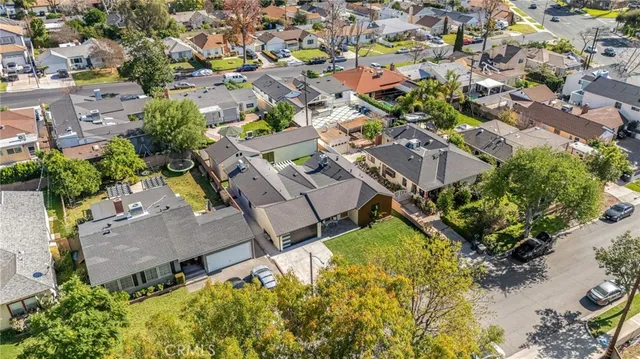 $2,199,000 | 2316 North Parish Place, Burbank, CA 91504