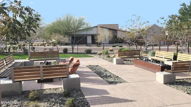 $4,500 | 712 East Buist Avenue, Phoenix, AZ 85042