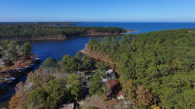 $139,900 | 114 Brentwood Court, Hemphill, TX 75948