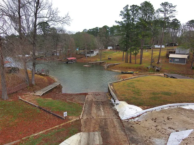 $139,900 | 114 Brentwood Court, Hemphill, TX 75948