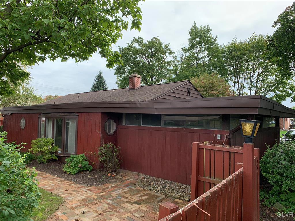 3017 Devonshire Road Allentown, PA 18103 - Photo 2 of 18 Gallery Image 2