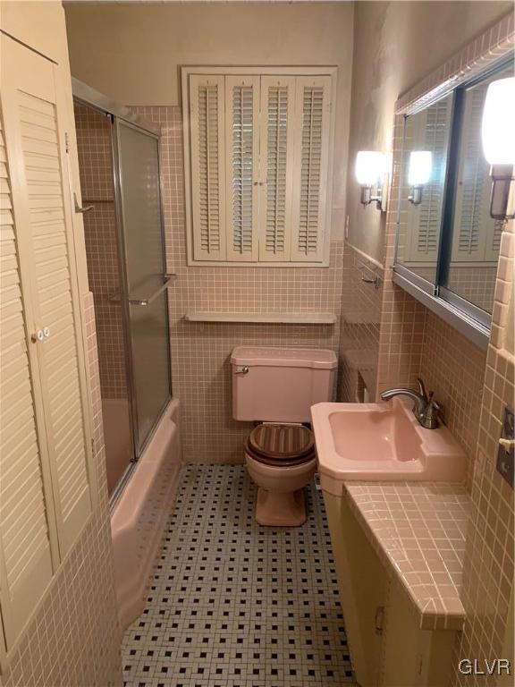 3017 Devonshire Road Allentown, PA 18103 - Photo 9 of 18 Gallery Image 9
